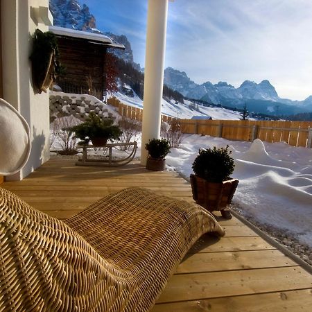 Family And Wellness Residence Ciasa Antersies San Cassiano  Εξωτερικό φωτογραφία