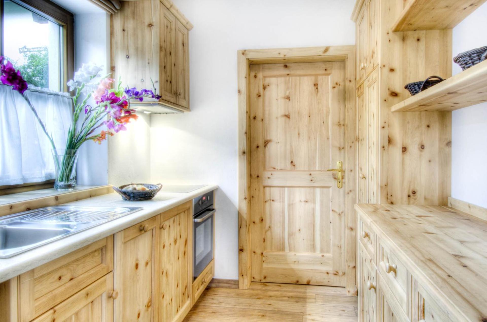 Family And Wellness Residence Ciasa Antersies San Cassiano  Εξωτερικό φωτογραφία